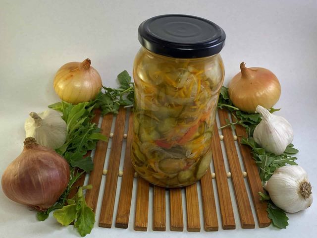 Vegyesvágott savanyúság cukorral (t.sz.m.) 720ml