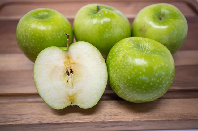 BIO Alma (1 kg, Granny Smith)